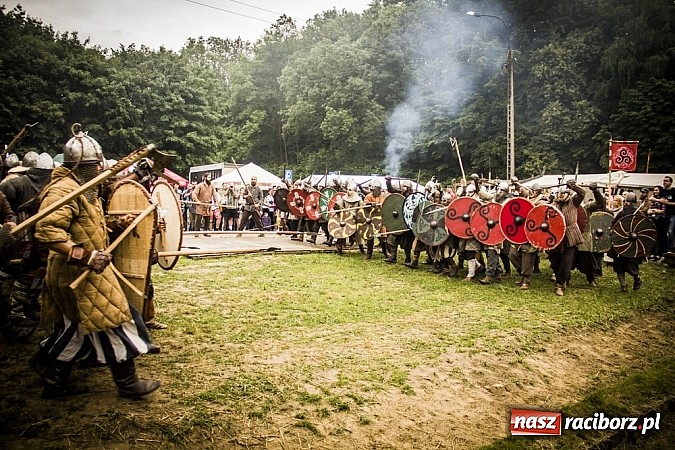 Zdjęcie w galerii na portalu naszraciborz.pl: Gród zamiast samej bramy. Inwestycja pod Oborą ma kosztować 200 tys. zł  wiadomości z regionu