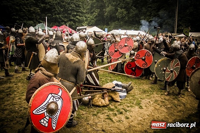 Zdjęcie w galerii na portalu naszraciborz.pl: Gród zamiast samej bramy. Inwestycja pod Oborą ma kosztować 200 tys. zł  wiadomości z regionu