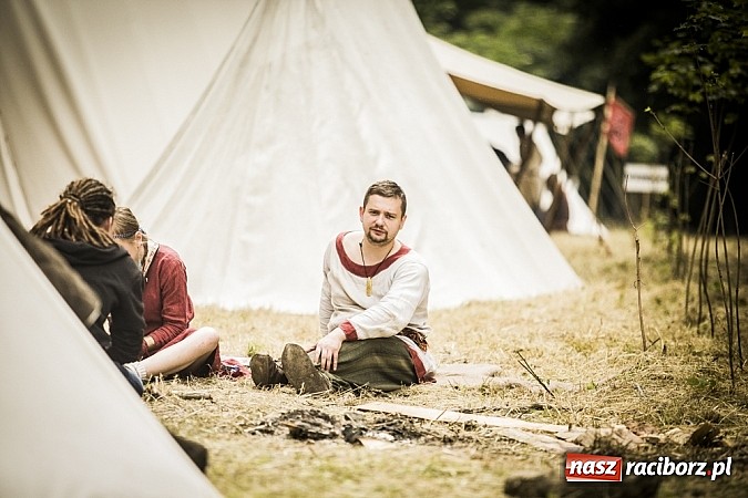 Zdjęcie w galerii na portalu naszraciborz.pl: Gród zamiast samej bramy. Inwestycja pod Oborą ma kosztować 200 tys. zł  wiadomości z regionu