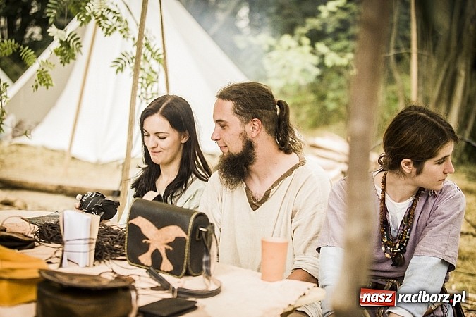 Zdjęcie w galerii na portalu naszraciborz.pl: Gród zamiast samej bramy. Inwestycja pod Oborą ma kosztować 200 tys. zł  wiadomości z regionu