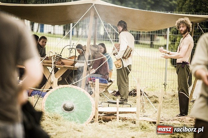 Zdjęcie w galerii na portalu naszraciborz.pl: Gród zamiast samej bramy. Inwestycja pod Oborą ma kosztować 200 tys. zł  wiadomości z regionu