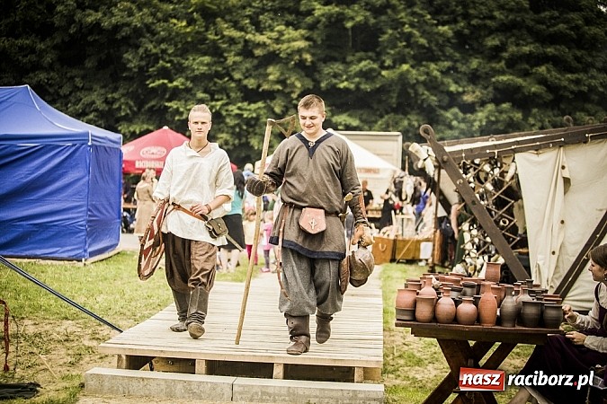 Zdjęcie w galerii na portalu naszraciborz.pl: Gród zamiast samej bramy. Inwestycja pod Oborą ma kosztować 200 tys. zł  wiadomości z regionu