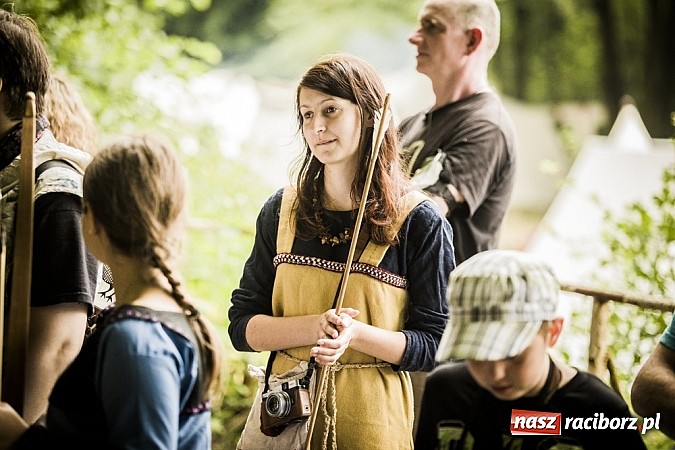 Zdjęcie w galerii na portalu naszraciborz.pl: Gród zamiast samej bramy. Inwestycja pod Oborą ma kosztować 200 tys. zł  wiadomości z regionu