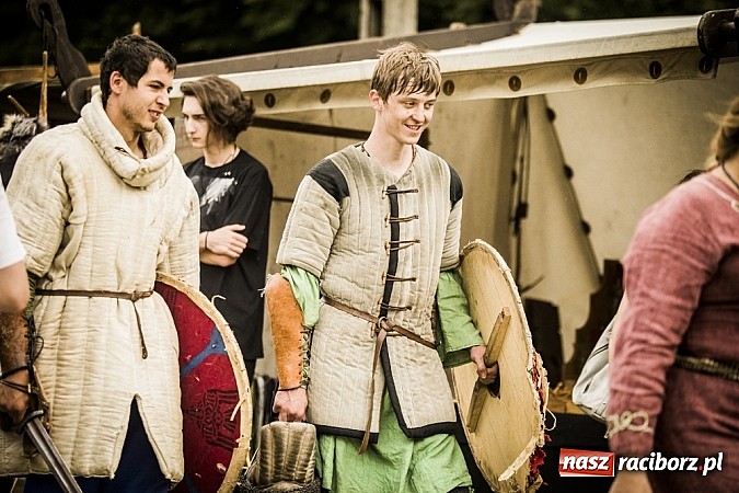 Zdjęcie w galerii na portalu naszraciborz.pl: Gród zamiast samej bramy. Inwestycja pod Oborą ma kosztować 200 tys. zł  wiadomości z regionu