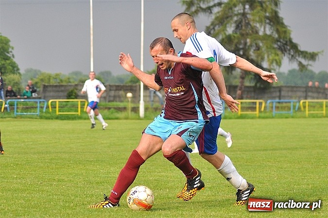 Zdjęcie w galerii na portalu naszraciborz.pl: Strzelec Rzuchów awansował do A klasy wiadomości z regionu