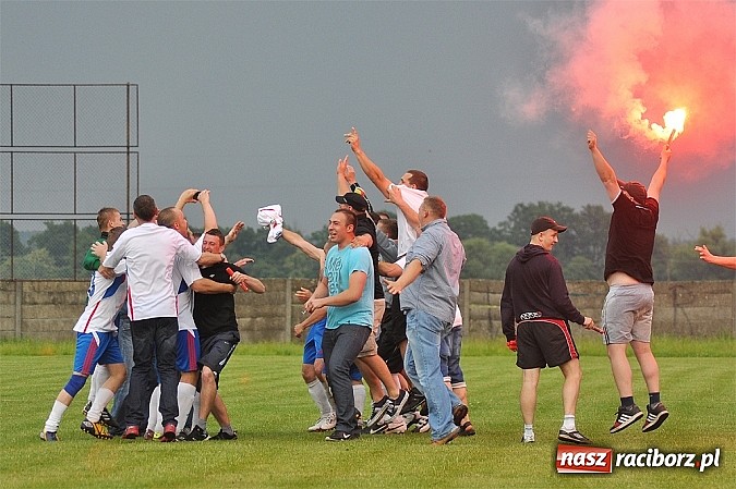 Zdjęcie w galerii na portalu naszraciborz.pl: Strzelec Rzuchów awansował do A klasy wiadomości z regionu