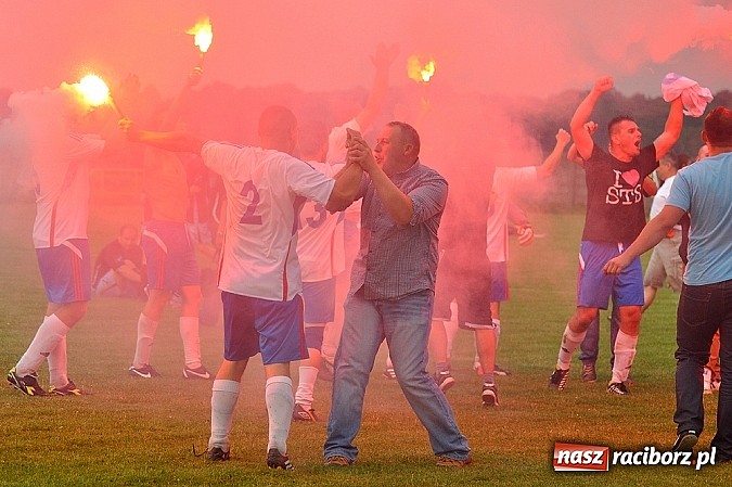Zdjęcie w galerii na portalu naszraciborz.pl: Strzelec Rzuchów awansował do A klasy wiadomości z regionu