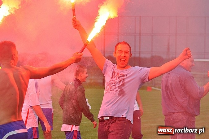 Zdjęcie w galerii na portalu naszraciborz.pl: Strzelec Rzuchów awansował do A klasy wiadomości z regionu