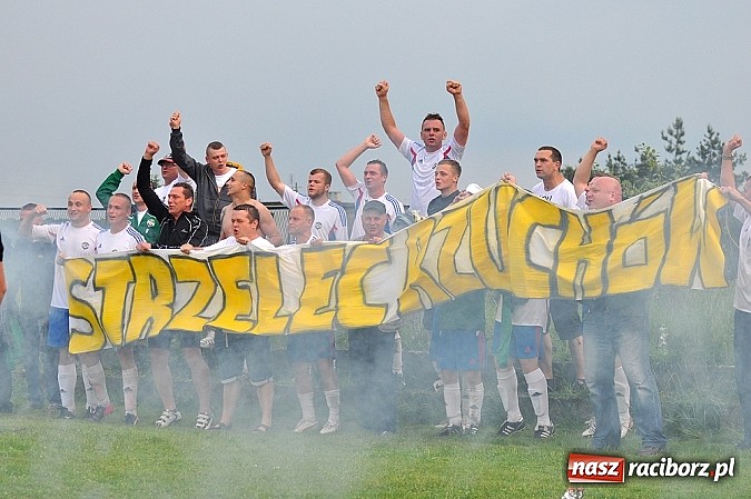 Zdjęcie w galerii na portalu naszraciborz.pl: Strzelec Rzuchów awansował do A klasy wiadomości z regionu