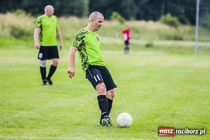 Zdjęcie w galerii na portalu naszraciborz.pl: Cyprzanów: Pożegnania z piłką nadszedł czas. Wilhelm Chory zakończył karierę wiadomości z regionu
