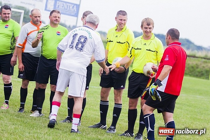 Zdjęcie w galerii na portalu naszraciborz.pl: Cyprzanów: Pożegnania z piłką nadszedł czas. Wilhelm Chory zakończył karierę wiadomości z regionu