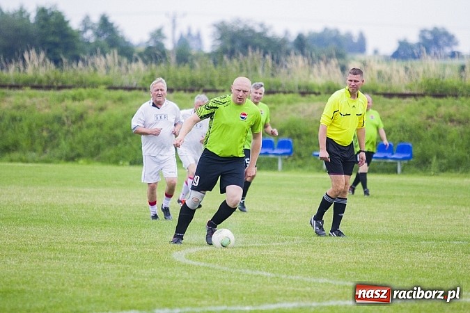 Zdjęcie w galerii na portalu naszraciborz.pl: Cyprzanów: Pożegnania z piłką nadszedł czas. Wilhelm Chory zakończył karierę wiadomości z regionu