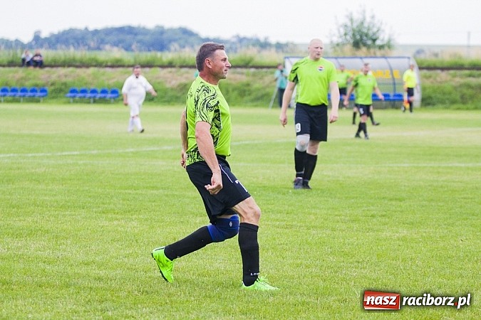 Zdjęcie w galerii na portalu naszraciborz.pl: Cyprzanów: Pożegnania z piłką nadszedł czas. Wilhelm Chory zakończył karierę wiadomości z regionu