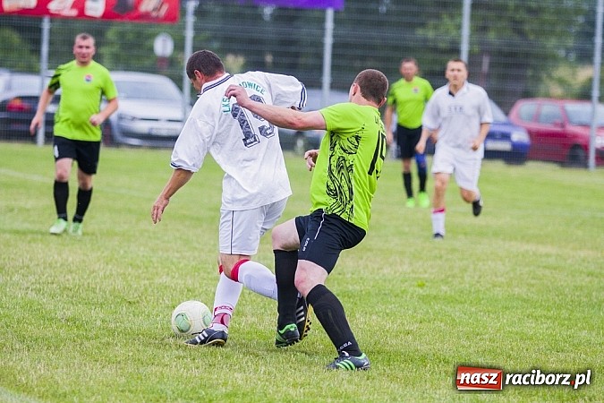 Zdjęcie w galerii na portalu naszraciborz.pl: Cyprzanów: Pożegnania z piłką nadszedł czas. Wilhelm Chory zakończył karierę wiadomości z regionu