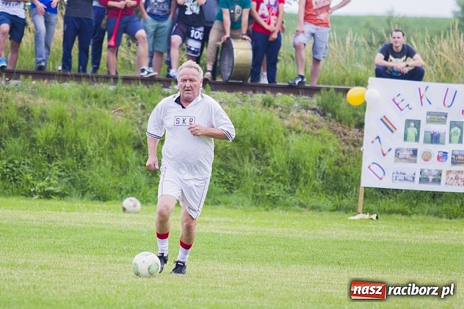 Zdjęcie w galerii na portalu naszraciborz.pl: Cyprzanów: Pożegnania z piłką nadszedł czas. Wilhelm Chory zakończył karierę wiadomości z regionu