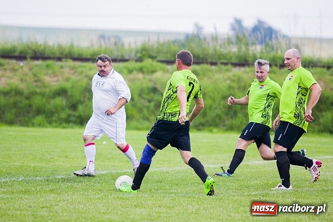 Zdjęcie w galerii na portalu naszraciborz.pl: Cyprzanów: Pożegnania z piłką nadszedł czas. Wilhelm Chory zakończył karierę wiadomości z regionu