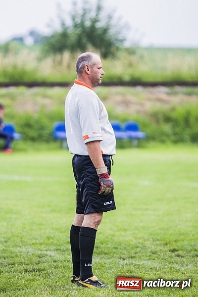 Zdjęcie w galerii na portalu naszraciborz.pl: Cyprzanów: Pożegnania z piłką nadszedł czas. Wilhelm Chory zakończył karierę wiadomości z regionu