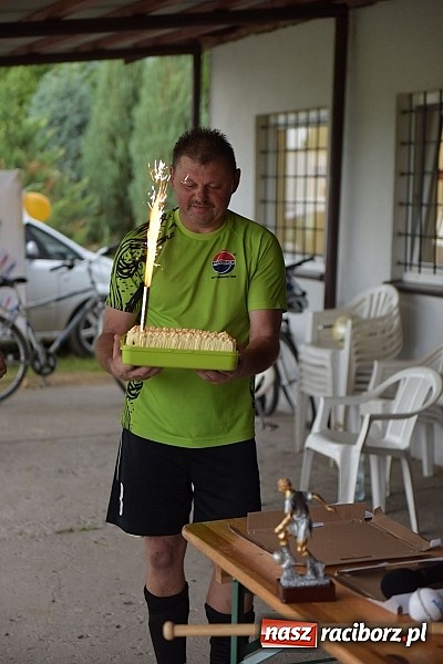 Zdjęcie w galerii na portalu naszraciborz.pl: Cyprzanów: Pożegnania z piłką nadszedł czas. Wilhelm Chory zakończył karierę wiadomości z regionu