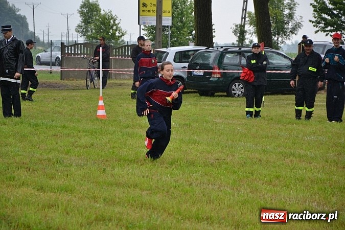 Zdjęcie w galerii na portalu naszraciborz.pl: Zawody Sportowo-Pożarnicze o Puchar Wójta Gminy Krzyżanowice. Roszków powtórzył sukces wiadomości z regionu