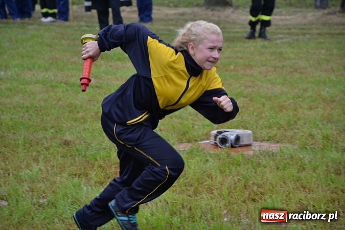 Zdjęcie w galerii na portalu naszraciborz.pl: Zawody Sportowo-Pożarnicze o Puchar Wójta Gminy Krzyżanowice. Roszków powtórzył sukces wiadomości z regionu