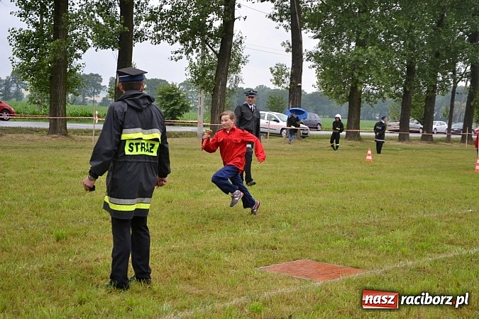 Zdjęcie w galerii na portalu naszraciborz.pl: Zawody Sportowo-Pożarnicze o Puchar Wójta Gminy Krzyżanowice. Roszków powtórzył sukces wiadomości z regionu