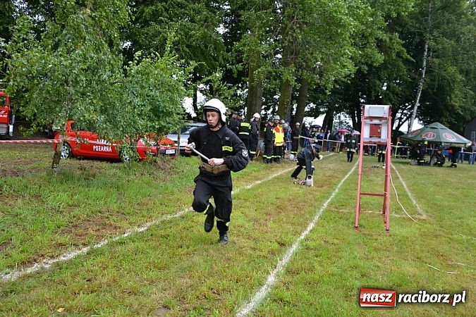 Zdjęcie w galerii na portalu naszraciborz.pl: Zawody Sportowo-Pożarnicze o Puchar Wójta Gminy Krzyżanowice. Roszków powtórzył sukces wiadomości z regionu