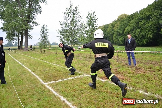 Zdjęcie w galerii na portalu naszraciborz.pl: Zawody Sportowo-Pożarnicze o Puchar Wójta Gminy Krzyżanowice. Roszków powtórzył sukces wiadomości z regionu