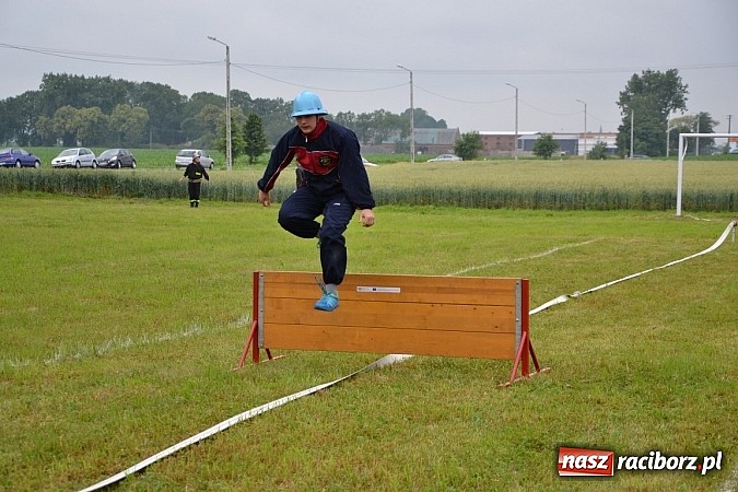 Zdjęcie w galerii na portalu naszraciborz.pl: Zawody Sportowo-Pożarnicze o Puchar Wójta Gminy Krzyżanowice. Roszków powtórzył sukces wiadomości z regionu