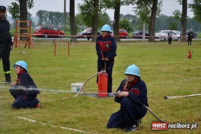 Zdjęcie w galerii na portalu naszraciborz.pl: Zawody Sportowo-Pożarnicze o Puchar Wójta Gminy Krzyżanowice. Roszków powtórzył sukces wiadomości z regionu