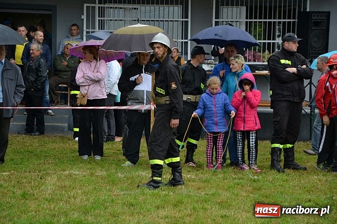 Zdjęcie w galerii na portalu naszraciborz.pl: Zawody Sportowo-Pożarnicze o Puchar Wójta Gminy Krzyżanowice. Roszków powtórzył sukces wiadomości z regionu