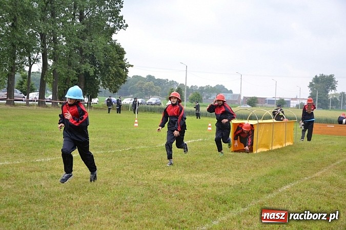 Zdjęcie w galerii na portalu naszraciborz.pl: Zawody Sportowo-Pożarnicze o Puchar Wójta Gminy Krzyżanowice. Roszków powtórzył sukces wiadomości z regionu