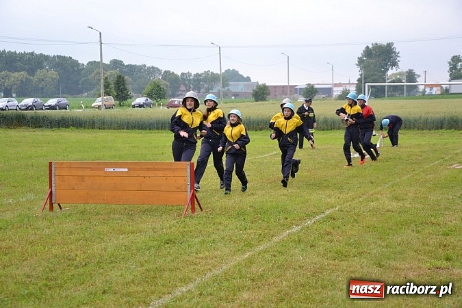 Zdjęcie w galerii na portalu naszraciborz.pl: Zawody Sportowo-Pożarnicze o Puchar Wójta Gminy Krzyżanowice. Roszków powtórzył sukces wiadomości z regionu