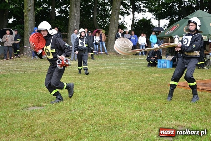 Zdjęcie w galerii na portalu naszraciborz.pl: Zawody Sportowo-Pożarnicze o Puchar Wójta Gminy Krzyżanowice. Roszków powtórzył sukces wiadomości z regionu