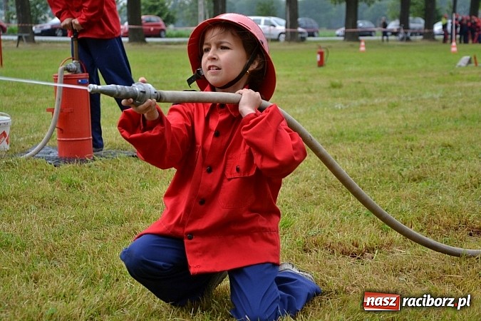 Zdjęcie w galerii na portalu naszraciborz.pl: Zawody Sportowo-Pożarnicze o Puchar Wójta Gminy Krzyżanowice. Roszków powtórzył sukces wiadomości z regionu