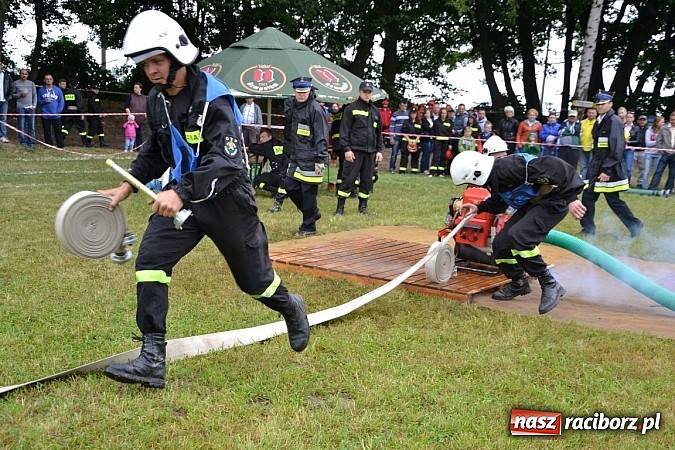 Zdjęcie w galerii na portalu naszraciborz.pl: Zawody Sportowo-Pożarnicze o Puchar Wójta Gminy Krzyżanowice. Roszków powtórzył sukces wiadomości z regionu