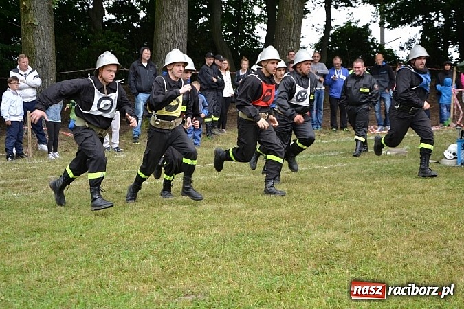 Zdjęcie w galerii na portalu naszraciborz.pl: Zawody Sportowo-Pożarnicze o Puchar Wójta Gminy Krzyżanowice. Roszków powtórzył sukces wiadomości z regionu