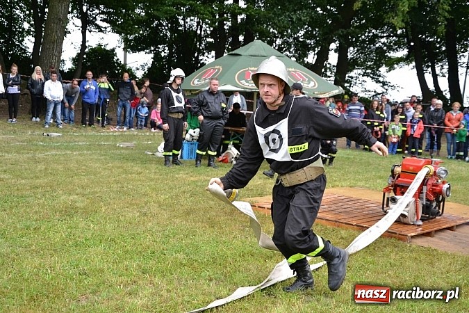 Zdjęcie w galerii na portalu naszraciborz.pl: Zawody Sportowo-Pożarnicze o Puchar Wójta Gminy Krzyżanowice. Roszków powtórzył sukces wiadomości z regionu