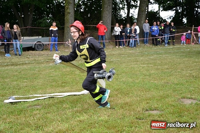Zdjęcie w galerii na portalu naszraciborz.pl: Zawody Sportowo-Pożarnicze o Puchar Wójta Gminy Krzyżanowice. Roszków powtórzył sukces wiadomości z regionu