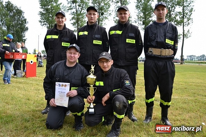 Zdjęcie w galerii na portalu naszraciborz.pl: Zawody Sportowo-Pożarnicze o Puchar Wójta Gminy Krzyżanowice. Roszków powtórzył sukces wiadomości z regionu