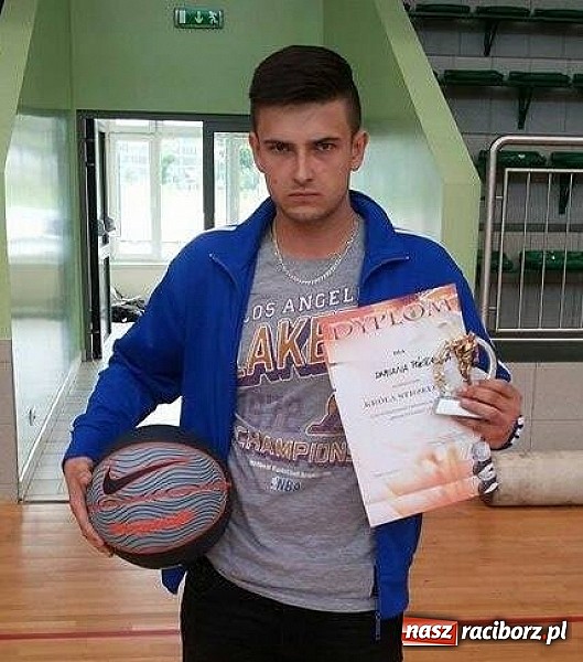 Zdjęcie w galerii na portalu naszraciborz.pl: Koszykówka. Czarodzieje z Dywyty wiadomości z regionu