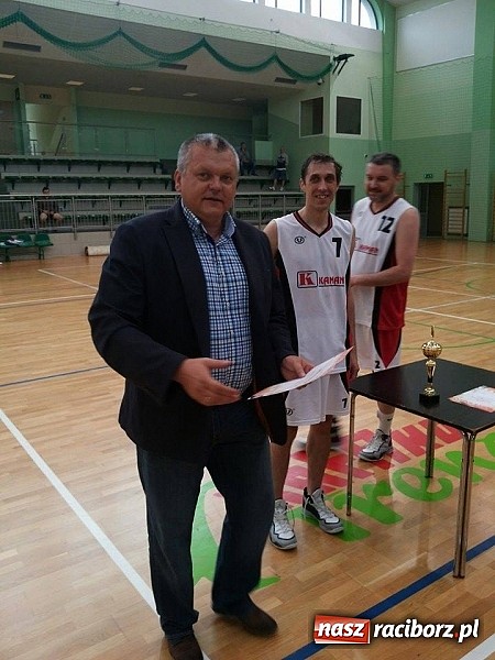 Zdjęcie w galerii na portalu naszraciborz.pl: Koszykówka. Czarodzieje z Dywyty wiadomości z regionu