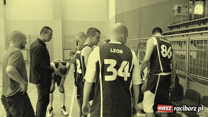 Zdjęcie w galerii na portalu naszraciborz.pl: Koszykówka. Czarodzieje z Dywyty wiadomości z regionu