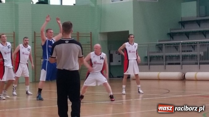 Zdjęcie w galerii na portalu naszraciborz.pl: Koszykówka. Czarodzieje z Dywyty wiadomości z regionu