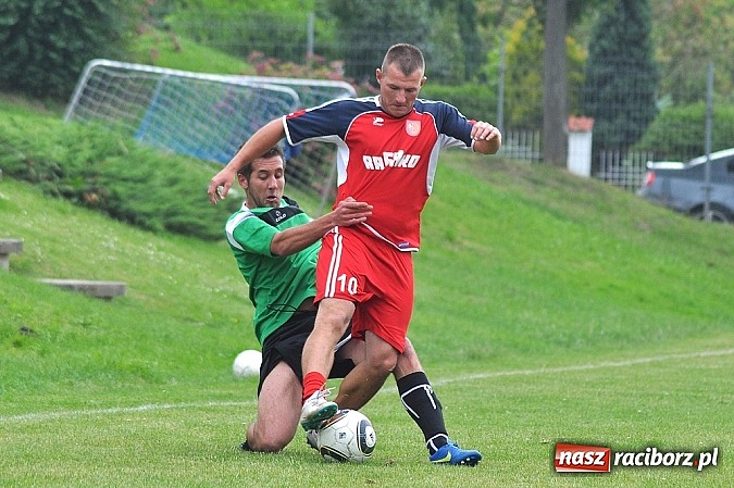 Zdjęcie w galerii na portalu naszraciborz.pl: Unia Racibórz z pucharem prezydenta wiadomości z regionu