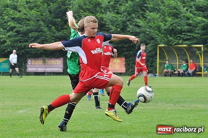 Zdjęcie w galerii na portalu naszraciborz.pl: Unia Racibórz z pucharem prezydenta wiadomości z regionu
