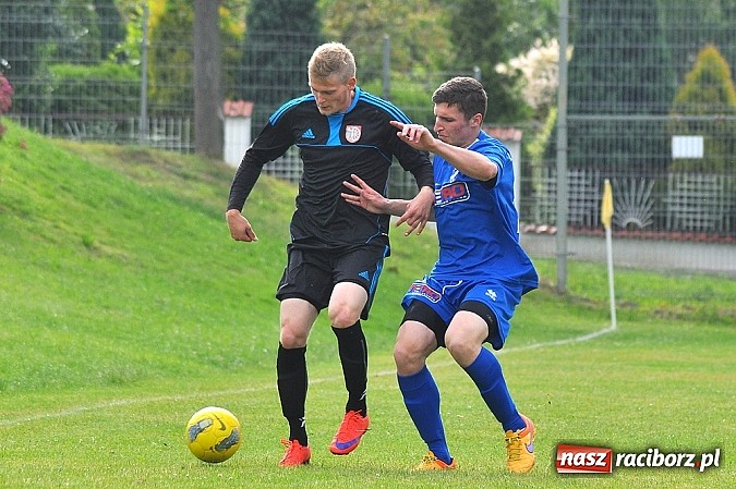 Zdjęcie w galerii na portalu naszraciborz.pl: Unia Racibórz z pucharem prezydenta wiadomości z regionu