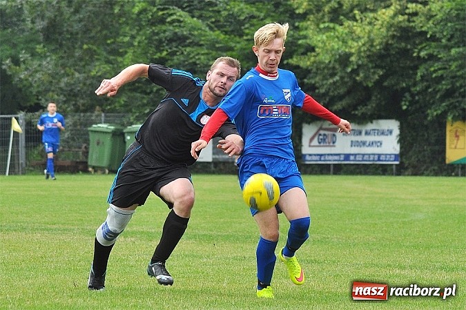 Zdjęcie w galerii na portalu naszraciborz.pl: Unia Racibórz z pucharem prezydenta wiadomości z regionu