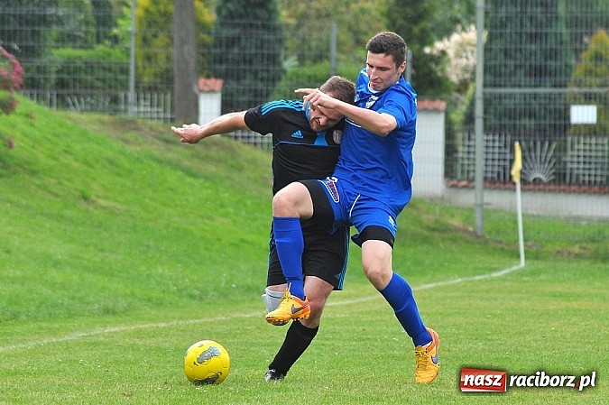 Zdjęcie w galerii na portalu naszraciborz.pl: Unia Racibórz z pucharem prezydenta wiadomości z regionu