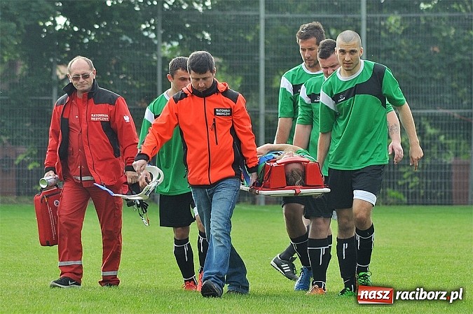 Zdjęcie w galerii na portalu naszraciborz.pl: Unia Racibórz z pucharem prezydenta wiadomości z regionu