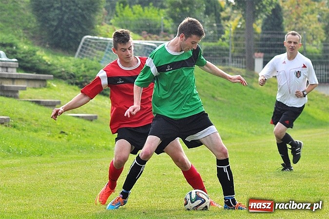 Zdjęcie w galerii na portalu naszraciborz.pl: Unia Racibórz z pucharem prezydenta wiadomości z regionu